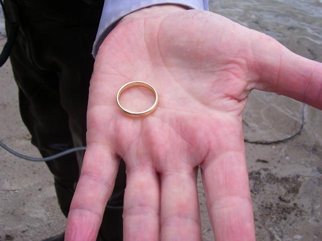 A sucess Story ...A wedding ring was found!